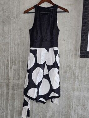 Banana Republic Black and White Sleeveless Dress Size 4